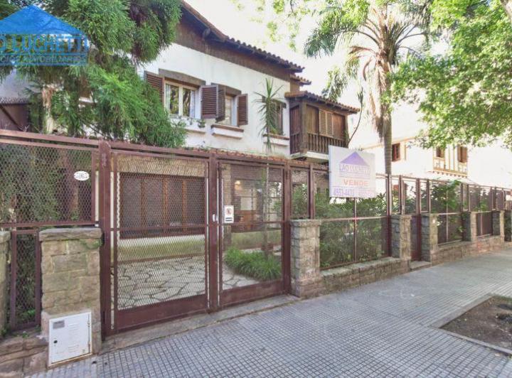 Casa · 300m² · 7 Ambientes · 1 Cochera