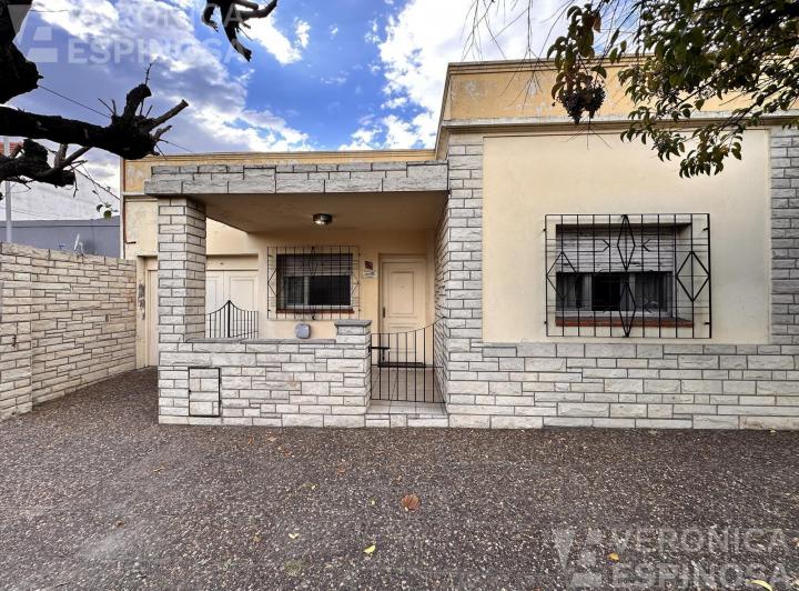 Casa · 96m² · 3 Ambientes · 1 Cochera