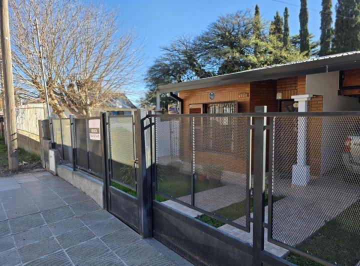 Casa · 88m² · 3 Ambientes · 1 Cochera
