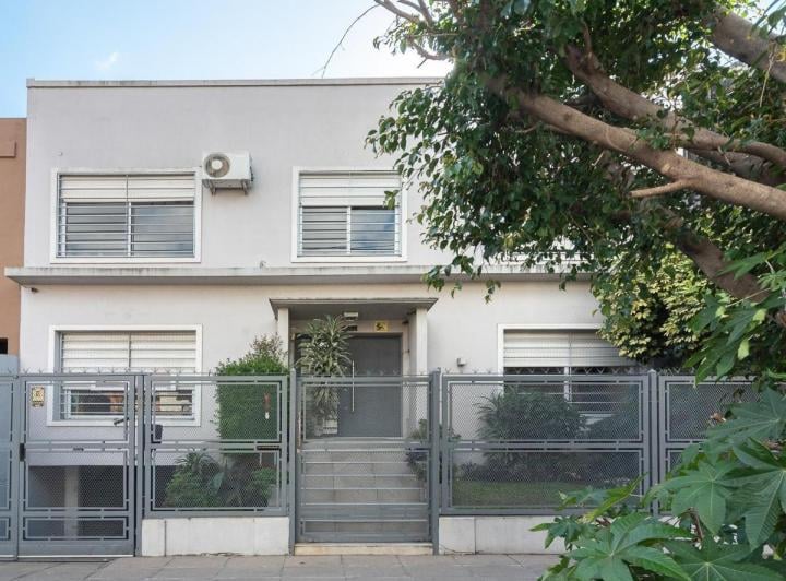 Casa · 222m² · 4 Ambientes · 3 Cocheras