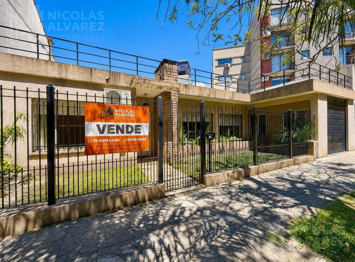 Casa · 130m² · 3 Ambientes · 1 Cochera