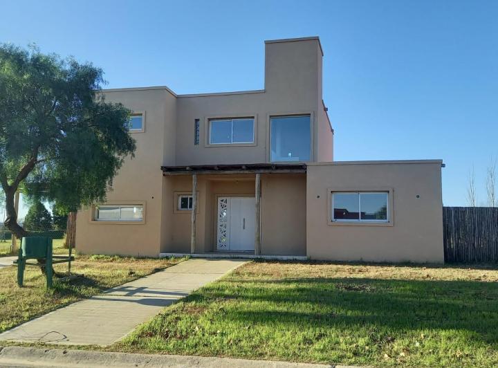 Casa · 164m² · 4 Ambientes