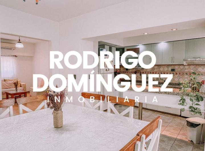Casa · 247m² · 5 Ambientes · 2 Cocheras