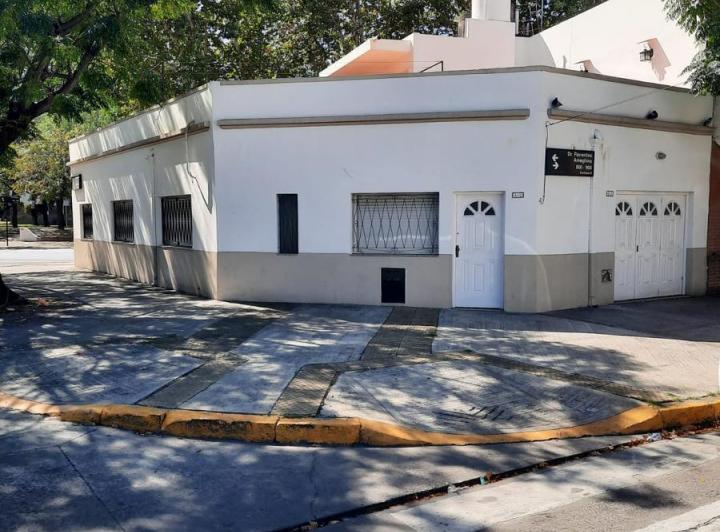 Casa · 190m² · 3 Ambientes · 1 Cochera