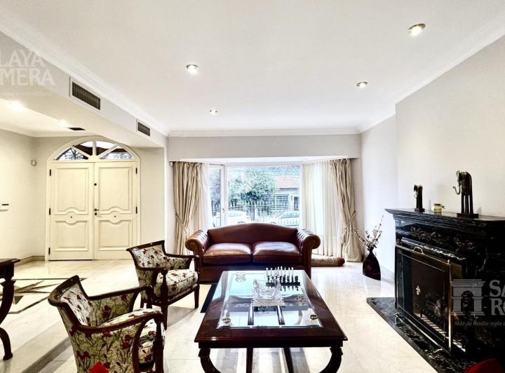 Casa · 620m² · 6 Ambientes · 6 Cocheras