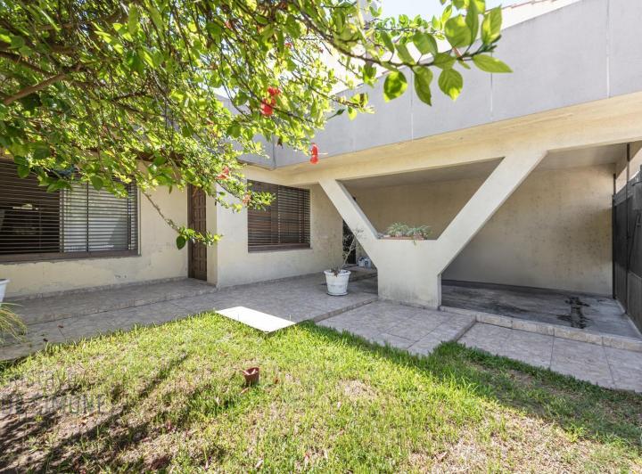 Casa · 97m² · 3 Ambientes · 1 Cochera