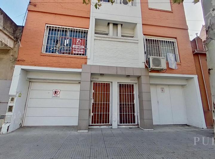 Casa · 148m² · 4 Ambientes · 2 Cocheras