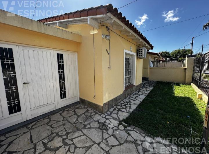 Casa · 142m² · 4 Ambientes · 2 Cocheras
