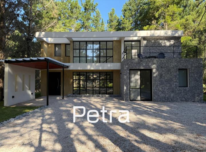 Casa · 213m² · 5 Ambientes
