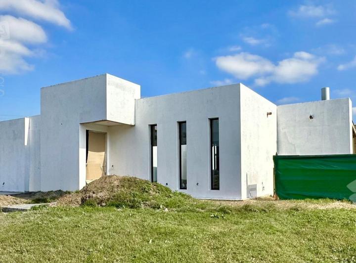 Casa · 183m² · 7 Ambientes