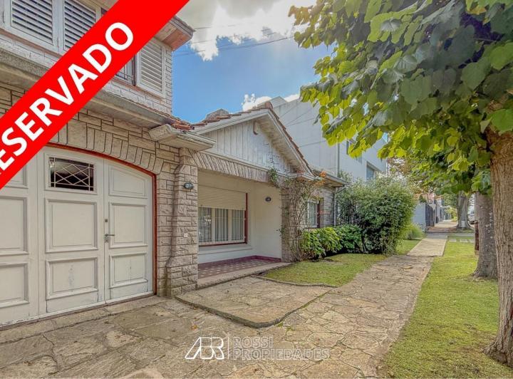 Casa · 170m² · 5 Ambientes · 1 Cochera