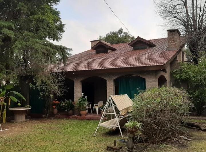 Casa · 150m² · 3 Ambientes · 2 Cocheras