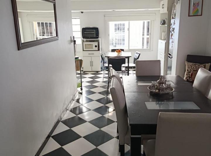 Casa · 130m² · 5 Ambientes · 2 Cocheras