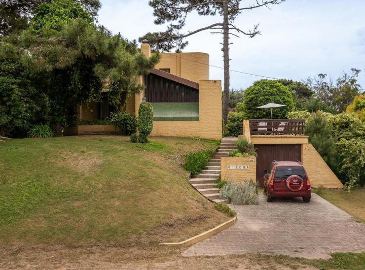 Casa · 160m² · 3 Ambientes · 1 Cochera