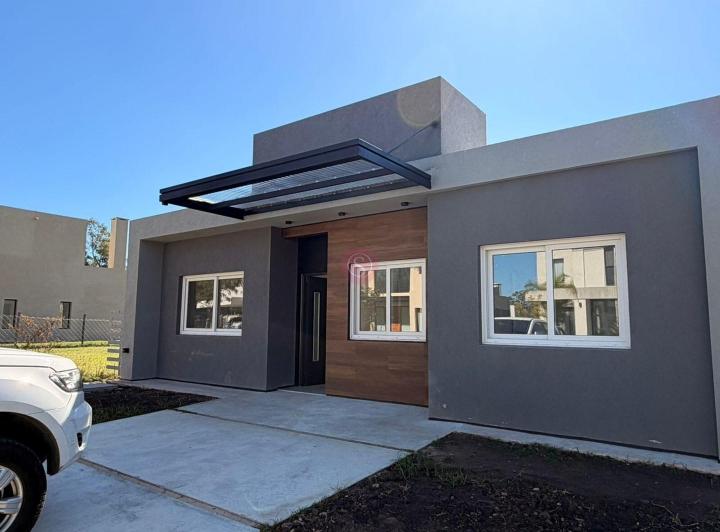 Casa · 140m² · 4 Ambientes