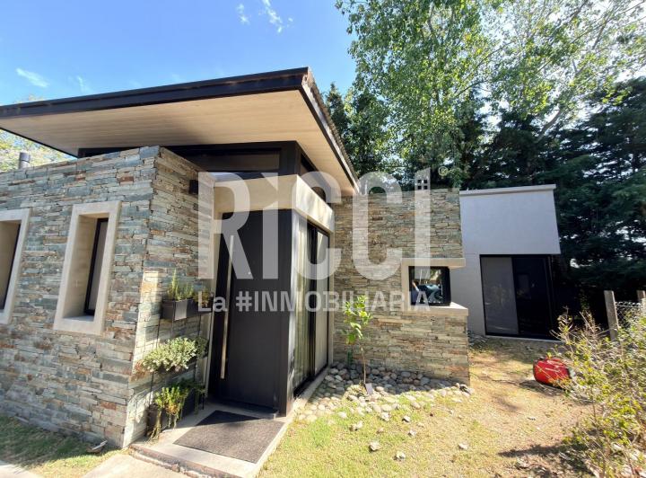 Casa · 110m² · 3 Ambientes · 1 Cochera