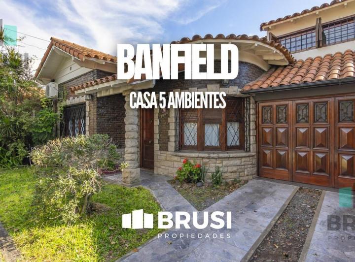 Casa · 160m² · 5 Ambientes · 1 Cochera