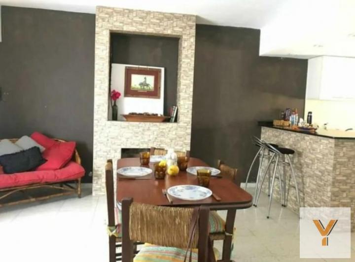 Casa · 70m² · 3 Ambientes · 1 Cochera