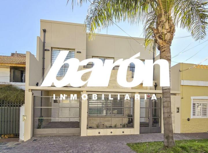 Casa · 358m² · 5 Ambientes · 3 Cocheras