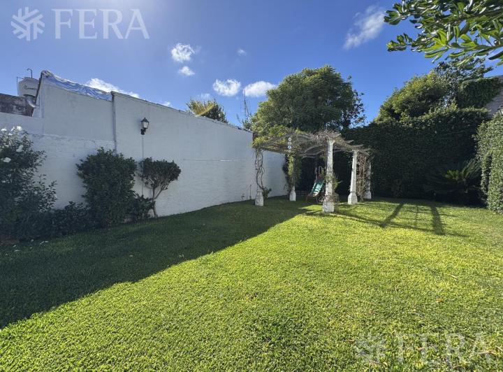 Casa · 123m² · 4 Ambientes · 1 Cochera