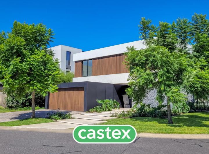 Casa · 515m² · 7 Ambientes · 1 Cochera