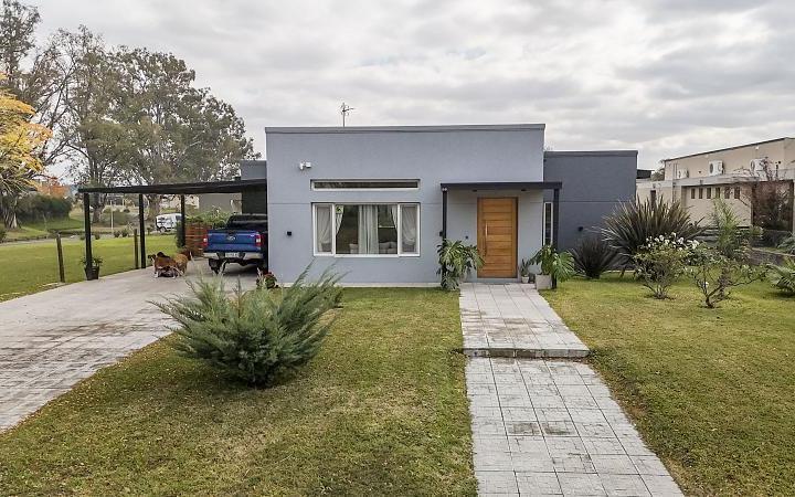 Casa · 192m² · 6 Ambientes · 1 Cochera
