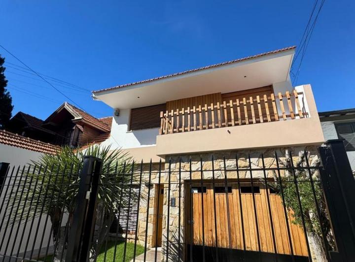 Casa · 282m² · 4 Ambientes