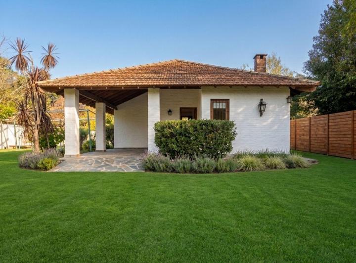 Casa · 164m² · 6 Ambientes · 1 Cochera