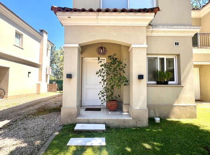 Casa · 80m² · 3 Ambientes