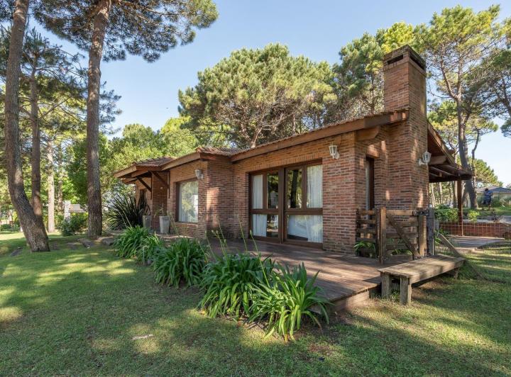 Casa · 971m² · 5 Ambientes