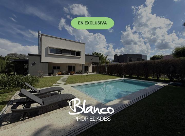 Casa · 180m² · 5 Ambientes · 2 Cocheras