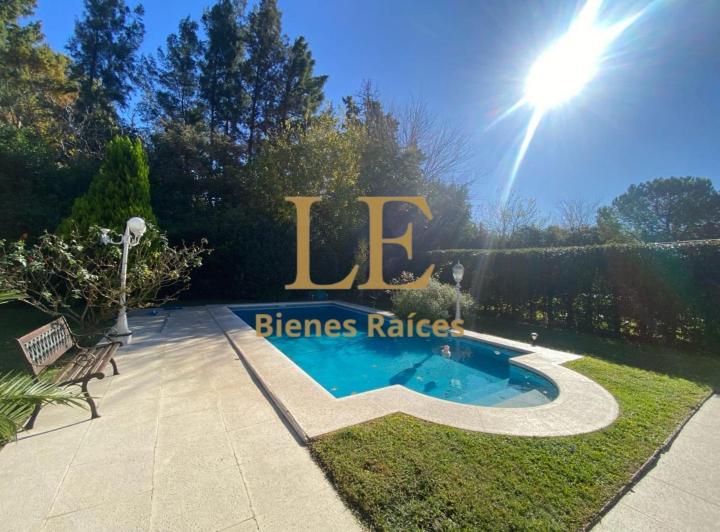 Casa · 120m² · 4 Ambientes · 1 Cochera