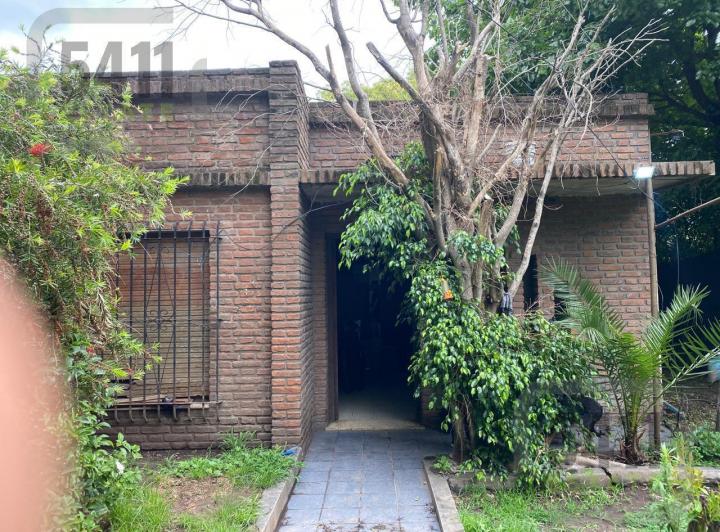 Casa · 92m² · 3 Ambientes · 3 Cocheras