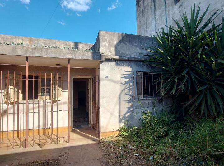 Casa · 262m² · 4 Ambientes · 2 Cocheras