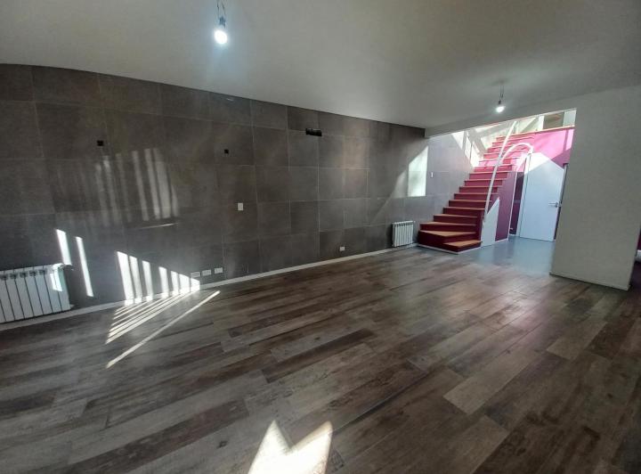 Casa · 140m² · 4 Ambientes · 1 Cochera