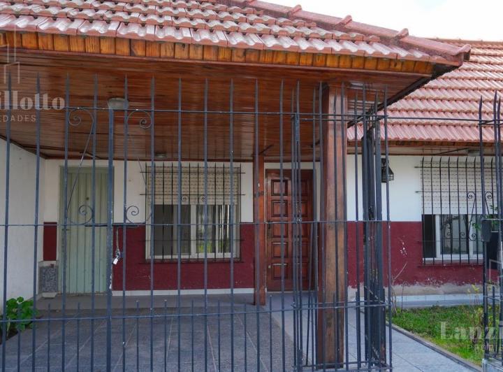 Casa · 75m² · 3 Ambientes · 1 Cochera