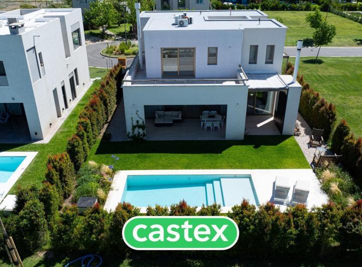 Casa · 220m² · 6 Ambientes · 1 Cochera