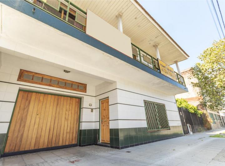 Casa · 168m² · 4 Ambientes · 1 Cochera