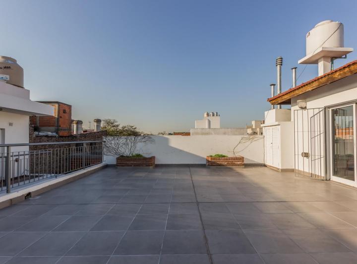 Casa · 420m² · 10 Ambientes