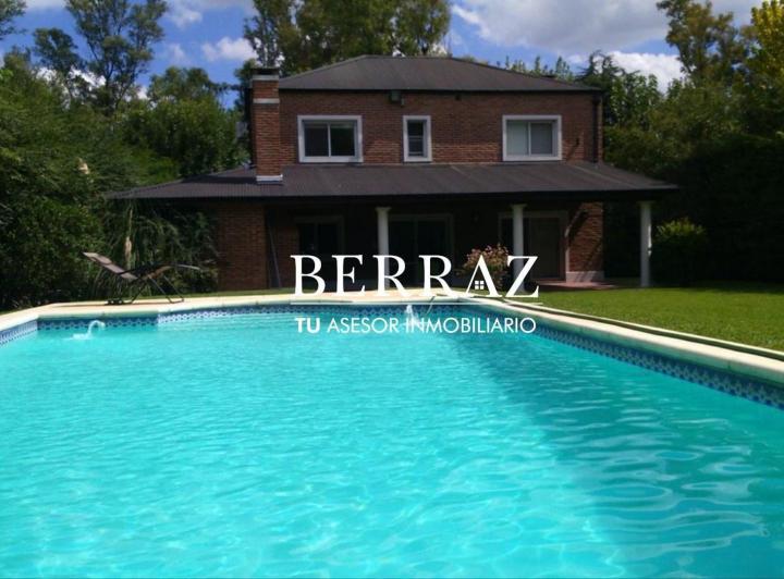 Casa · 164m² · 5 Ambientes · 2 Cocheras