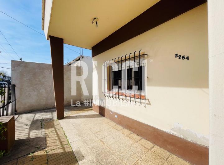 Casa · 77m² · 3 Ambientes · 1 Cochera