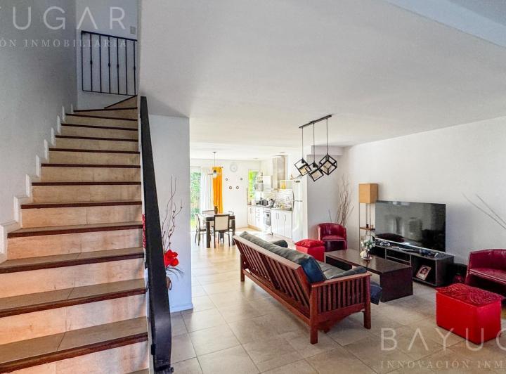 Casa · 108m² · 4 Ambientes