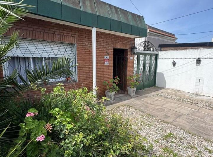 Casa · 135m² · 3 Ambientes · 1 Cochera