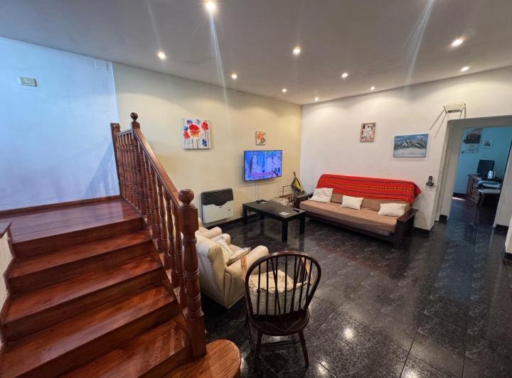 Casa · 108m² · 5 Ambientes · 1 Cochera