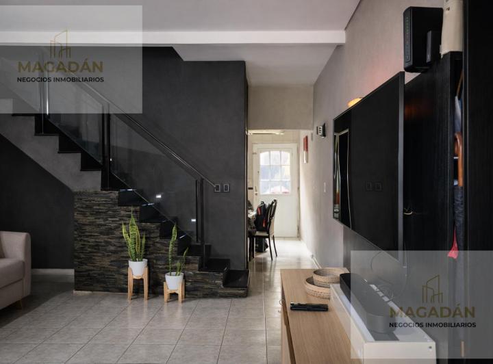Casa · 136m² · 5 Ambientes · 1 Cochera
