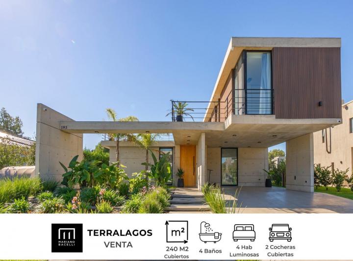 Casa · 240m² · 6 Ambientes · 2 Cocheras