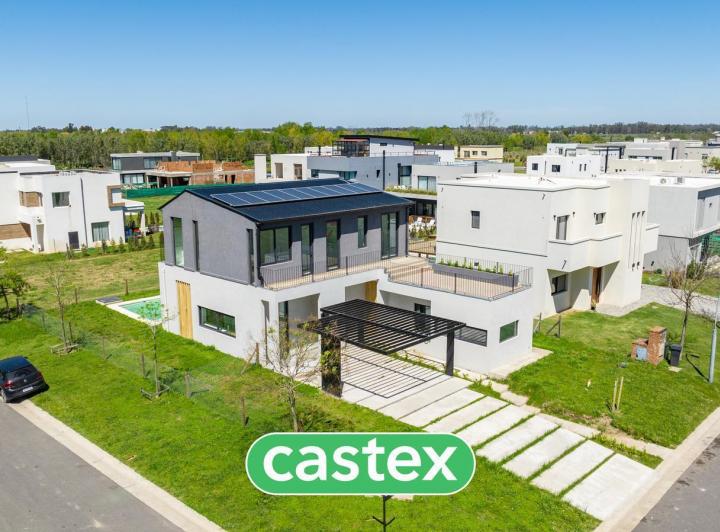 Casa · 167m² · 5 Ambientes · 2 Cocheras