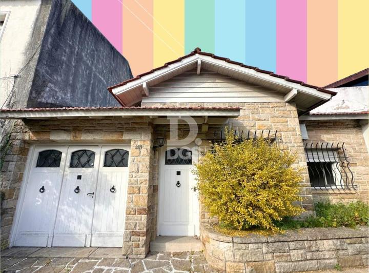 Casa · 118m² · 3 Ambientes · 1 Cochera