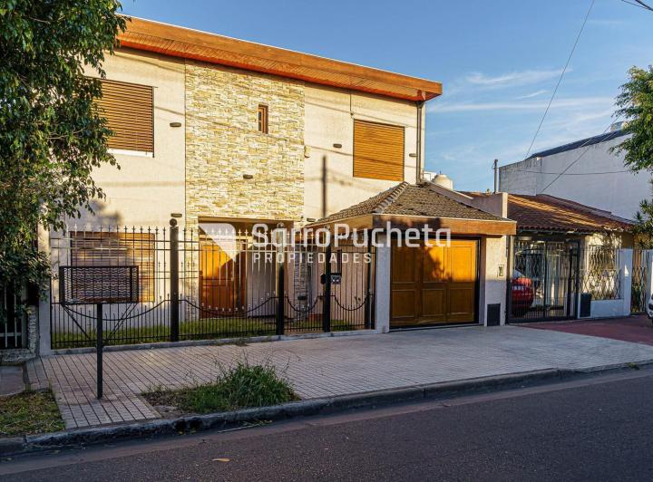 Casa · 355m² · 5 Ambientes · 2 Cocheras