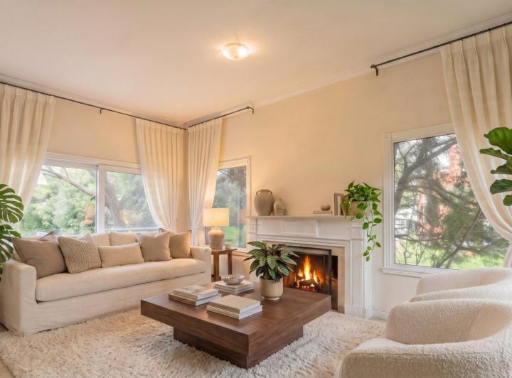 Casa · 213m² · 5 Ambientes · 2 Cocheras